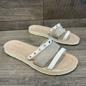 Madden Strappy Studded Rhinestone Slides Flat Sandals White Silver Womens 8 EUC